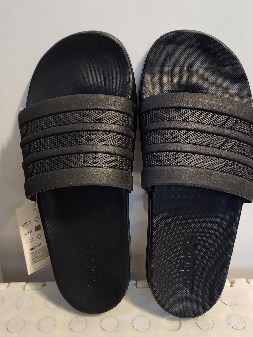 NIB SZ MEN'S 6 WOMEN'S 7 ADIDAS ADILETTE COMFORT SLIDES SANDALS